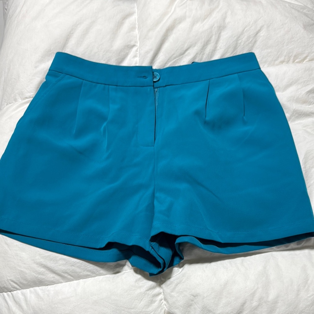 Chic Blue High-Waisted Shorts